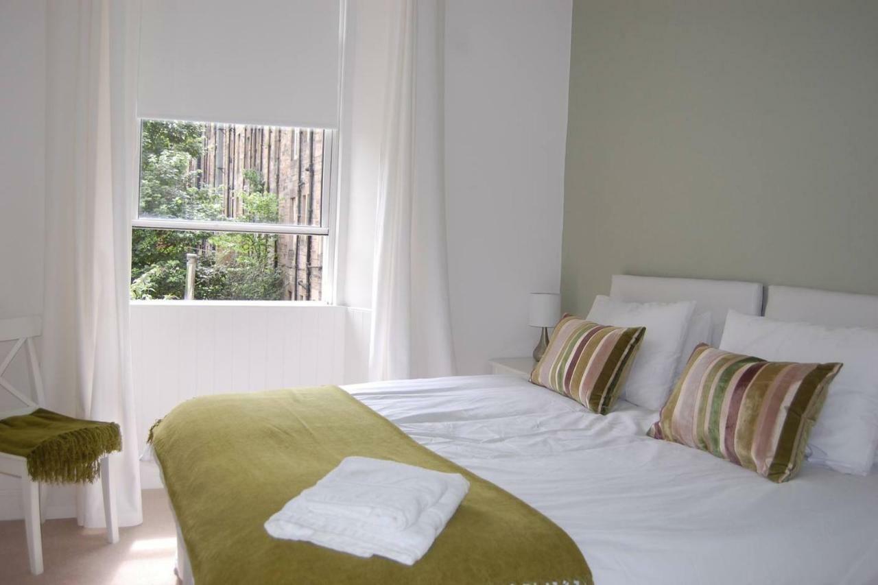 Home From Home At Number 2 Edimburgo Exterior foto
